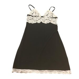 Y2K cami long black w white Lace trim women’s size small gossip girl sexy goth